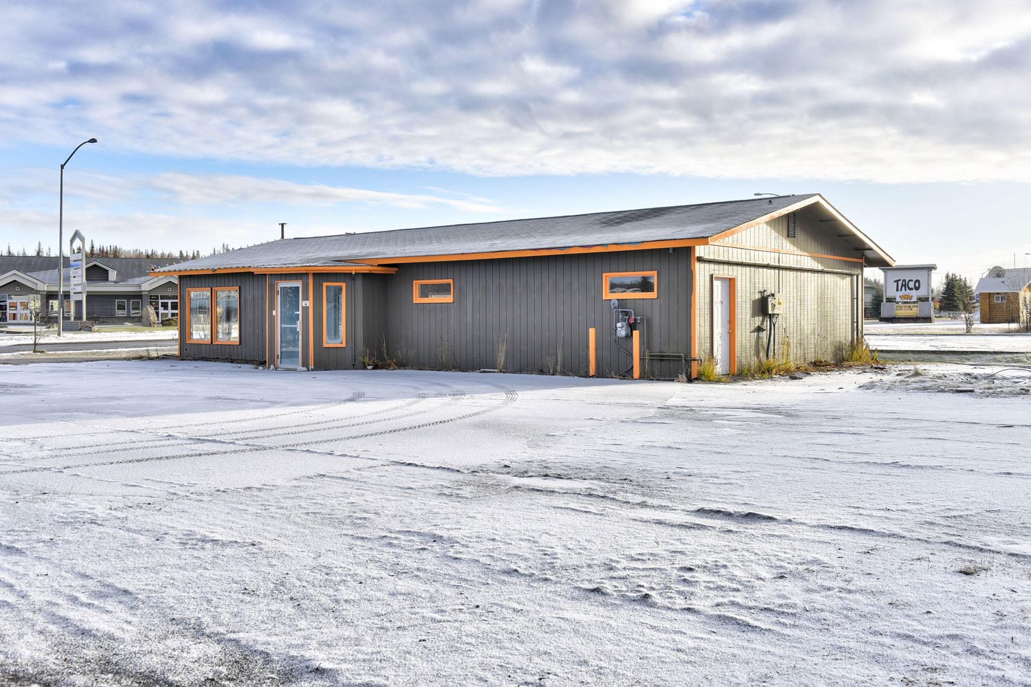 35671 Kenai Spur Hwy, Soldotna, AK 99669